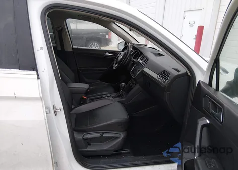 2018 Volkswagen Tiguan 2.0T Se/2.0T Sel z USA, uszkodzony, nr VIN 3VV2B7AX0JM067883